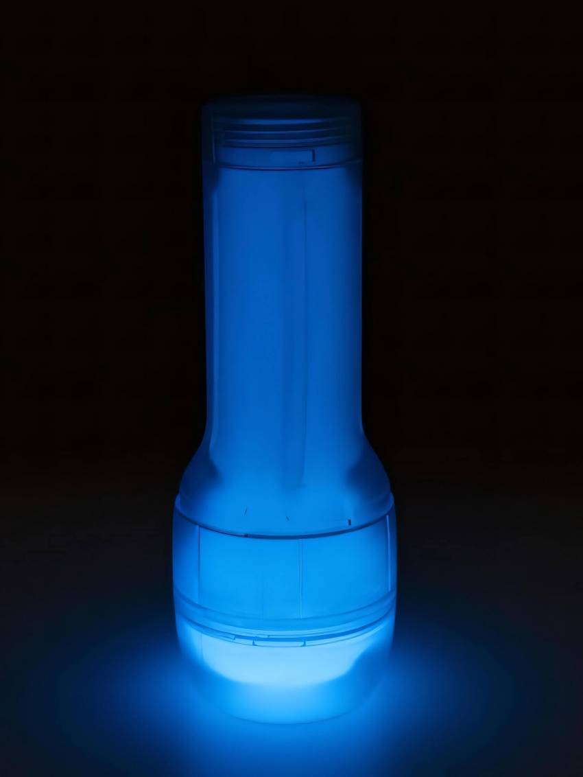 Kiiroo Feel Glow - világító műpunci - PowerBlow kompatibilis (fehér) - Image 4